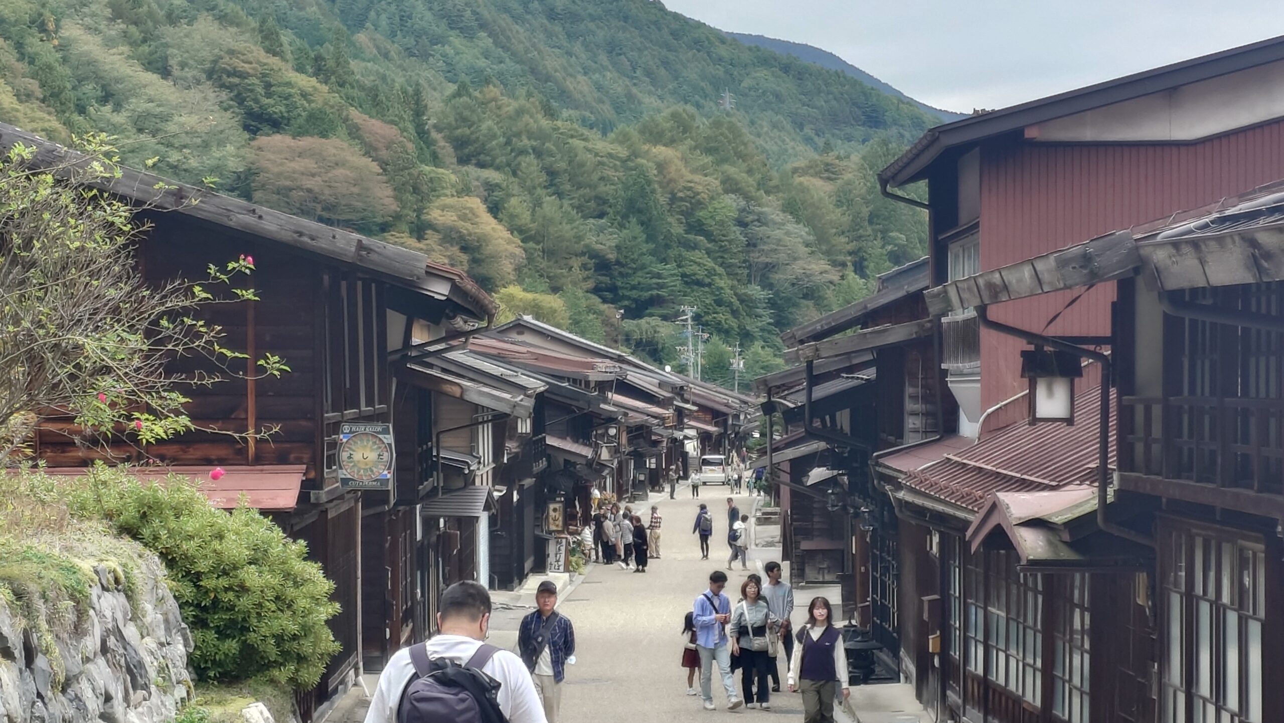 日本最長の宿場町「奈良井千軒」の街並み